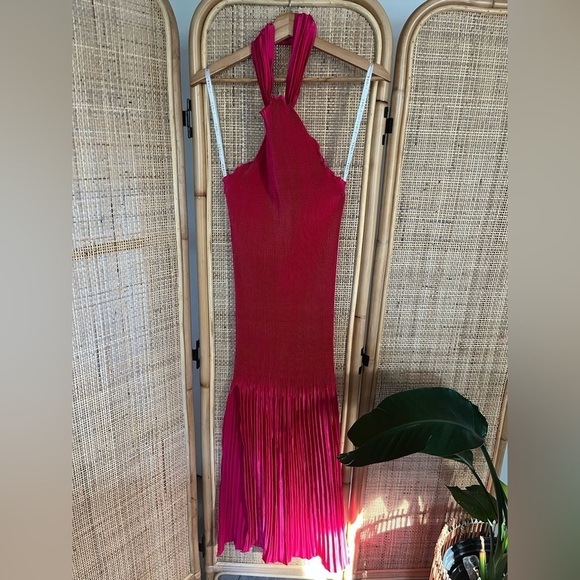 L'Idée Soiree Sleeveless Pleated Gown - Picture 6 of 12